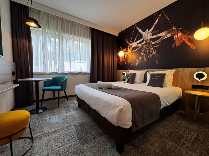 Hotel & Aparthotel Casteau Resort Mons