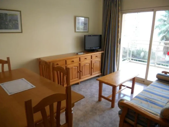 3 Bedrooms Apartment