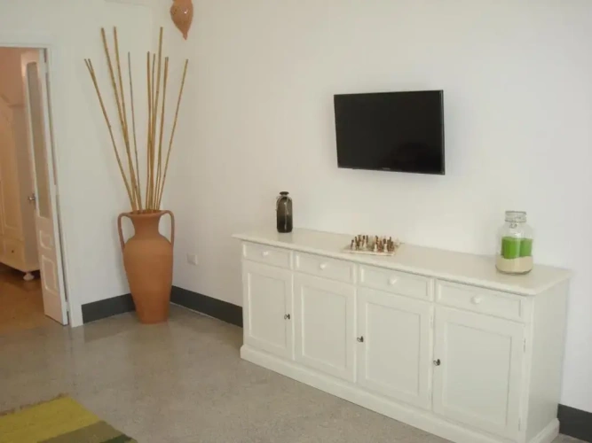 2 Bedrooms Cottage