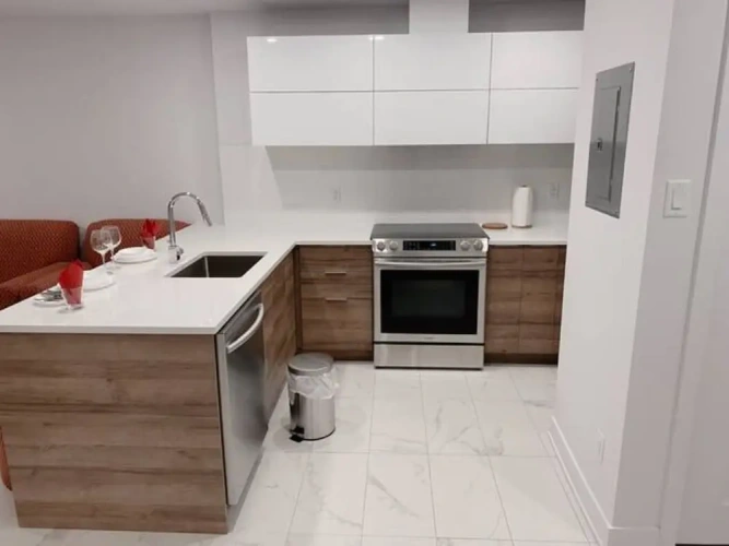 Economy Suite