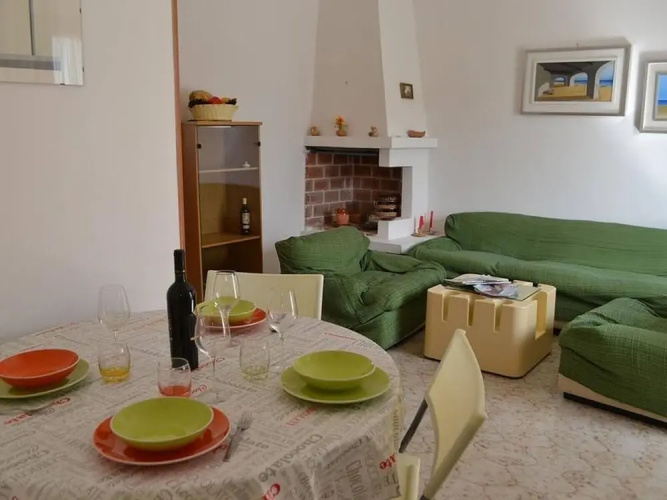 Apartment Near The Beach With Air Conditioning Pets Allowed