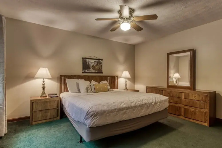 Pinecrest Townhomes
