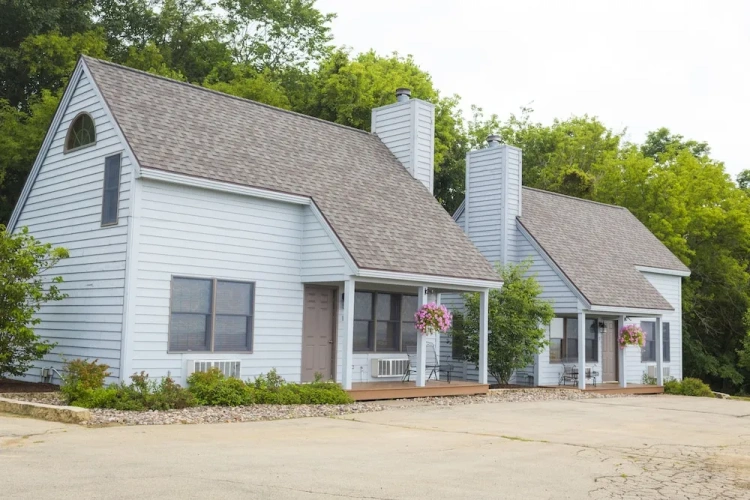 Quadruple Cottage