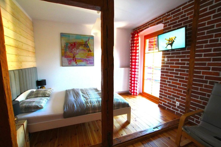 Standard Triple room with balcony