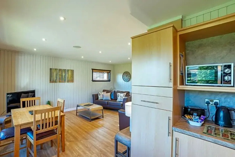Birch Plus Lodges