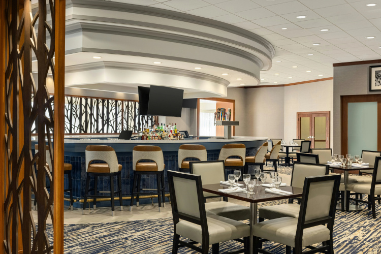 DoubleTree by Hilton Pittsburgh - Green Tree photo 29