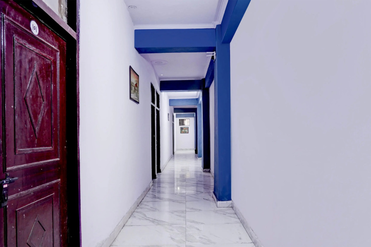 Hotel O Wamson
