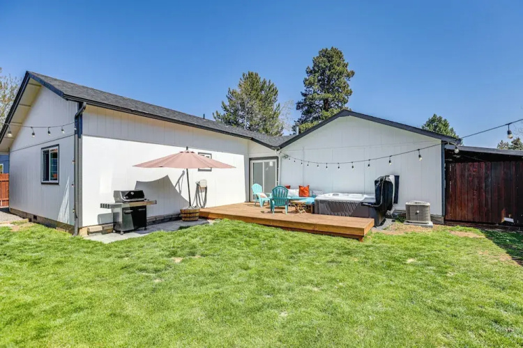 Family-friendly Home w/ Fire Pit in Bend!