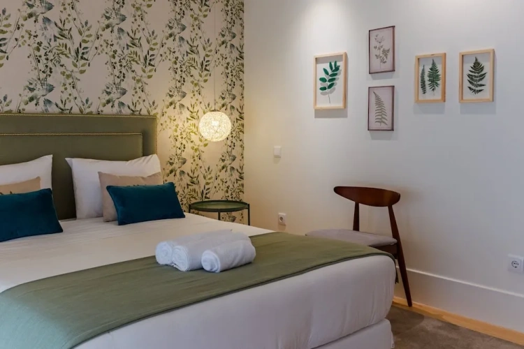 3 Bedrooms Apartment