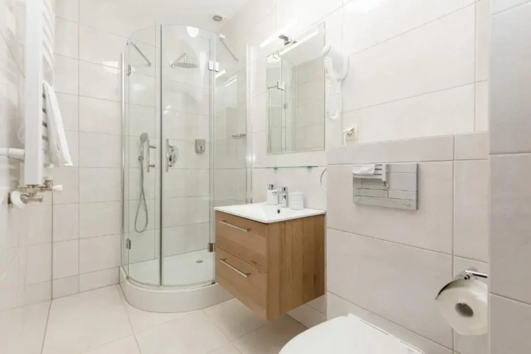 Standard Triple room with balcony