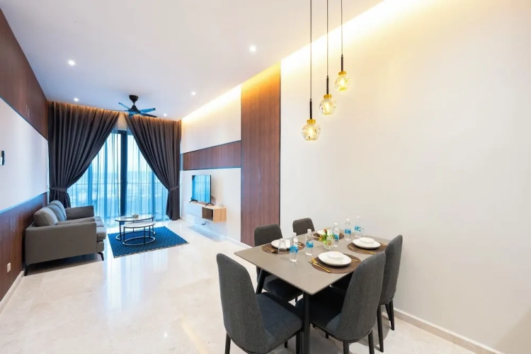 2 Bedrooms Premium Apartment with balcony and with golf view