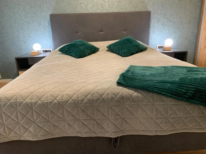 Park Lake Suite