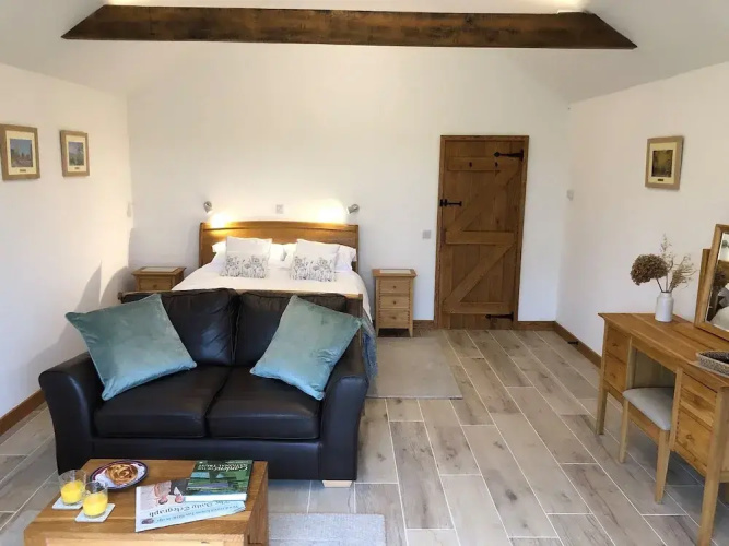 Hook Norton Barn