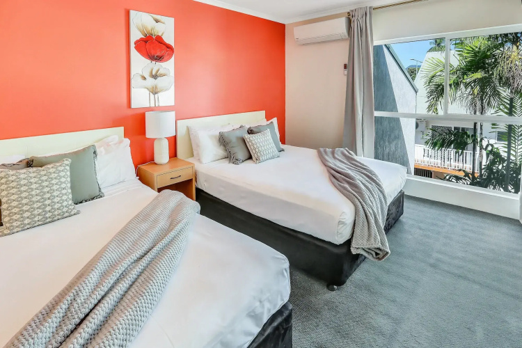 Coral Tree Inn