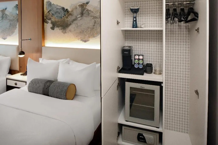 Hotel Indigo NYC Downtown - Wall Street photo 10