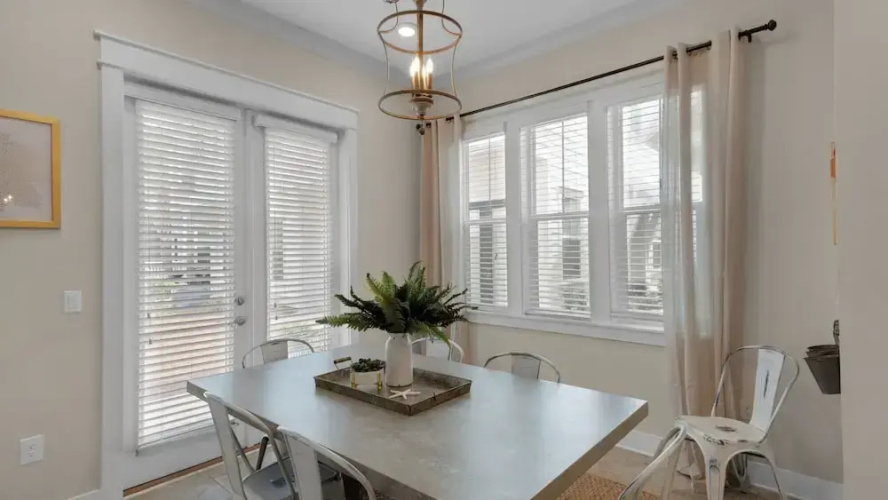 Pet Friendly & A Minute From Prominence Pool, Sleeps 8