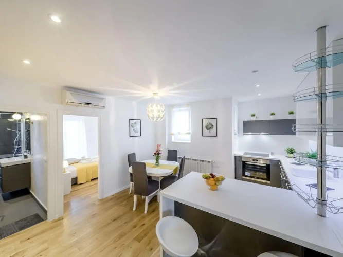 Superior Apartment