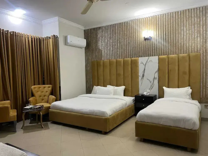 Executive Grand Royal