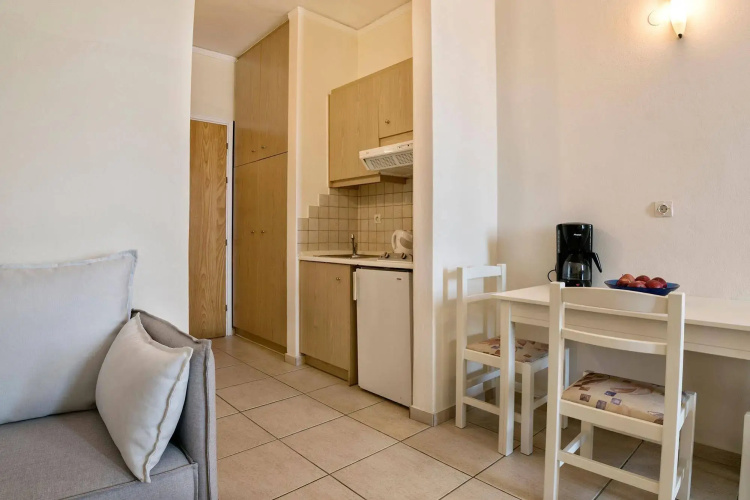 Pearl SeaBreeze Suites
