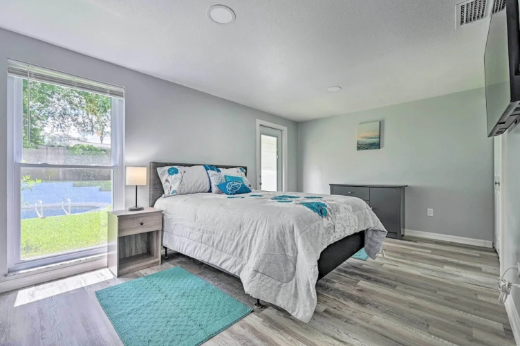 Spacious Brandon Home w/ Private Outdoor Pool