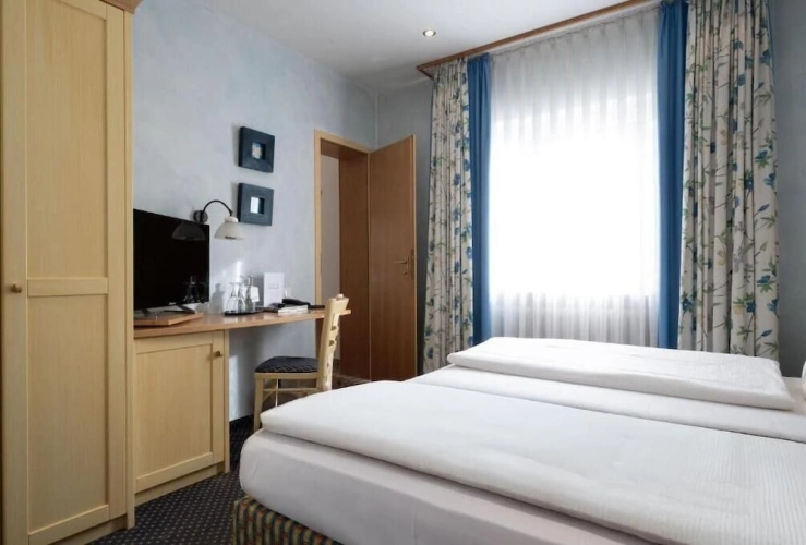 Economy Double room with city view