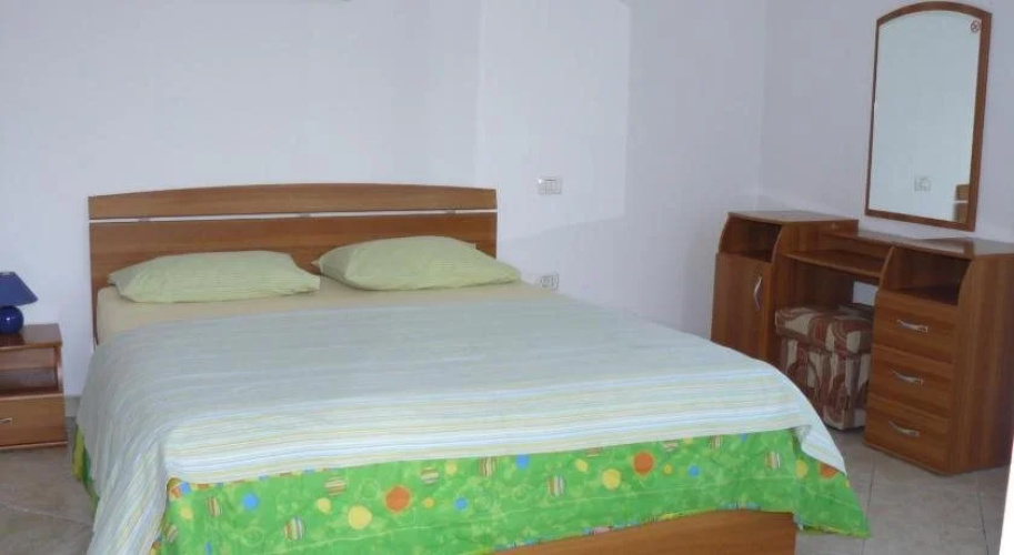 9 Suites Residence