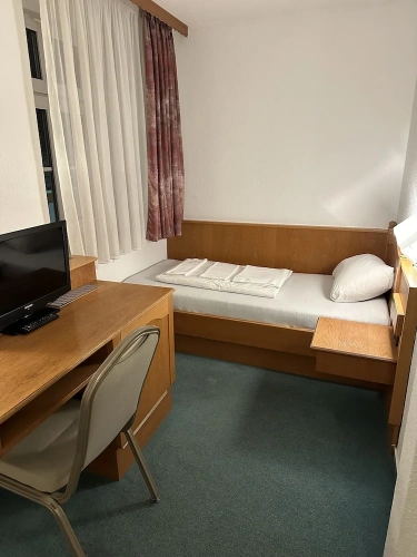 1 Bedroom Economy Single room