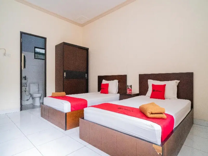 RedDoorz @ Wisma Pangrango