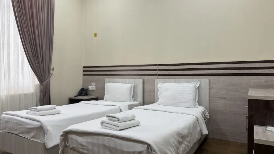 Standard Twin room with balcony