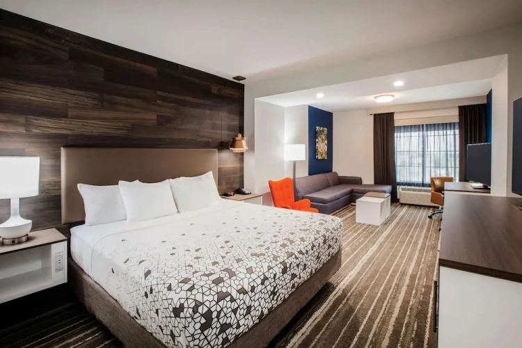 Deluxe Double Family room