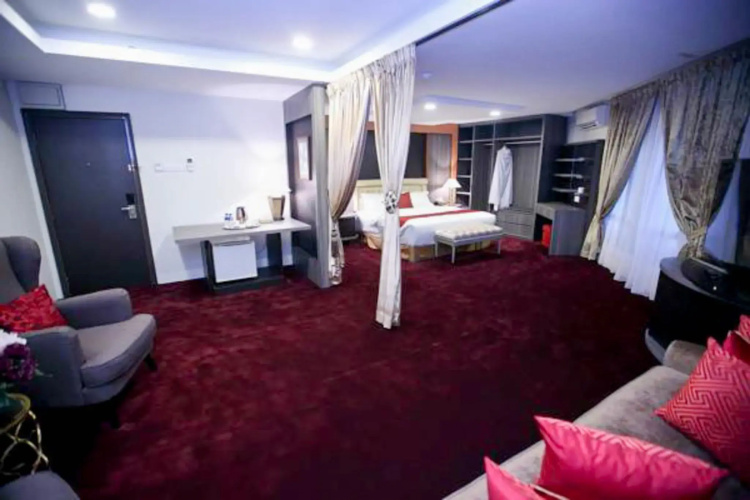 Al Khatiri Hotel