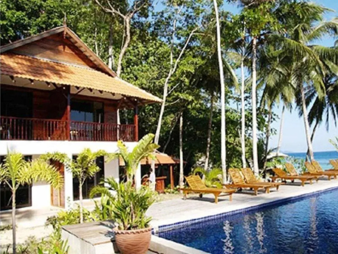 D'Coconut Lagoon