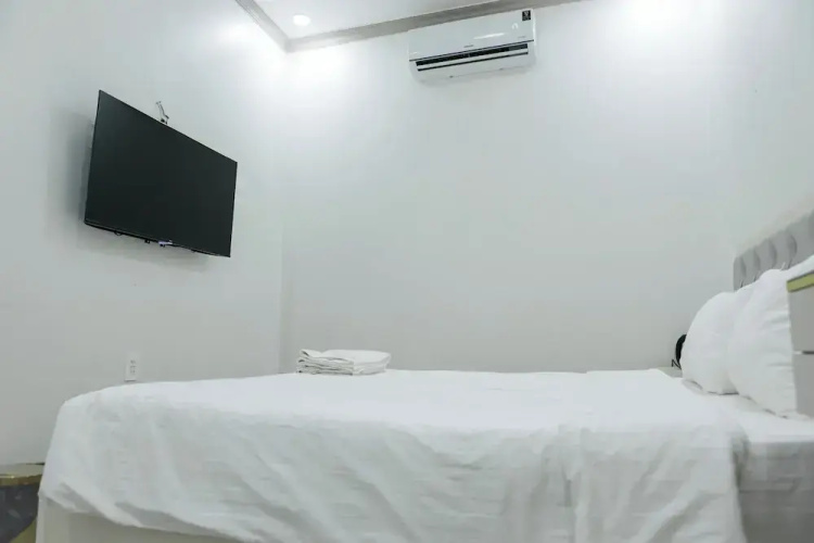 Tan Hanh Hotel