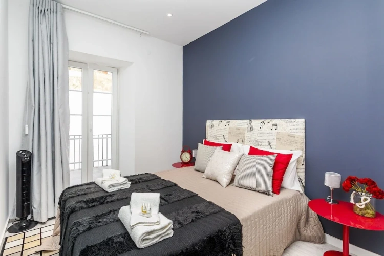 1 Bedroom Apartment with balcony