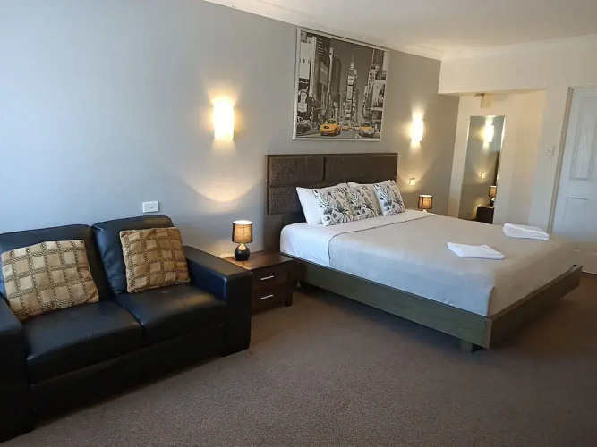 Castle Motel