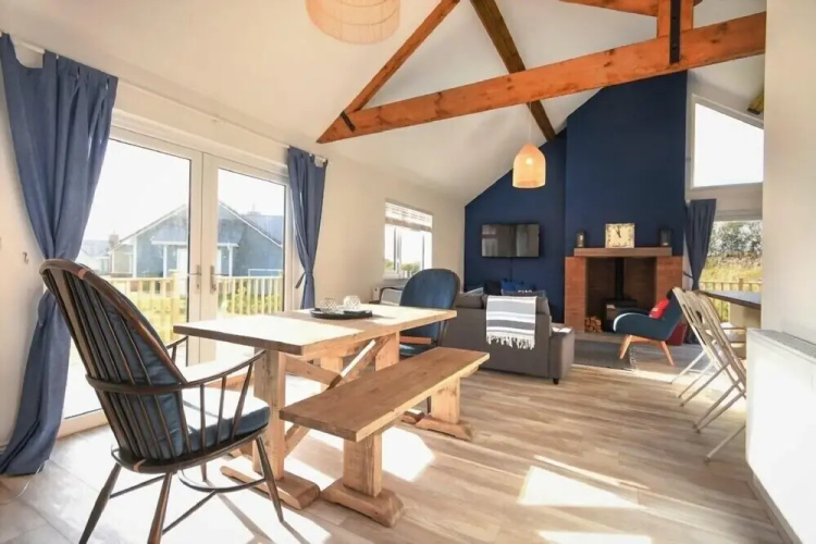 Bowline Cottage