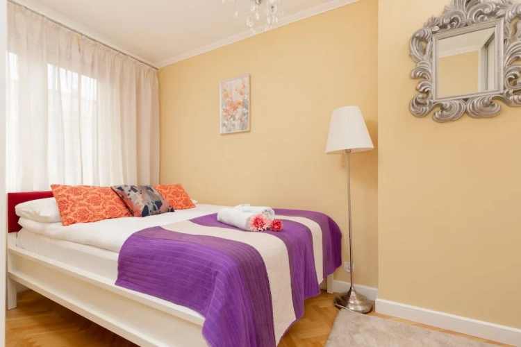1 Bedroom Apartment with balcony