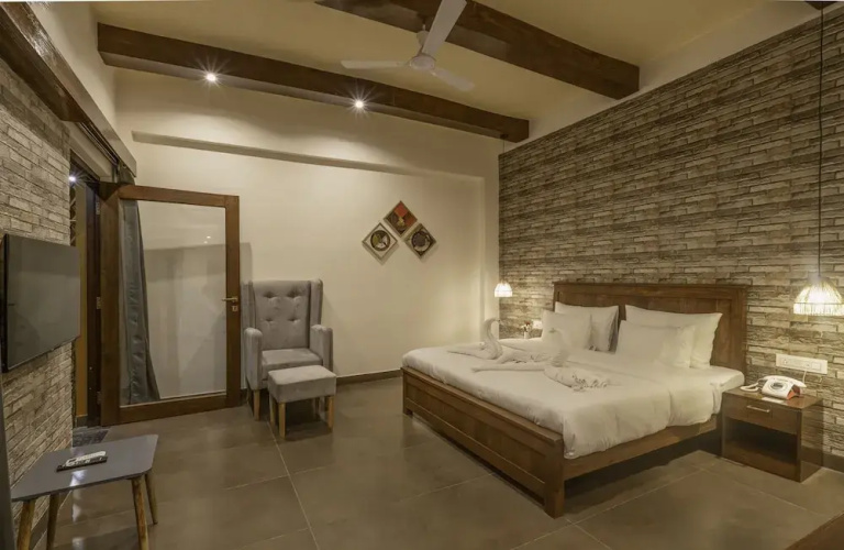 Eko Resort Vanya, Corbett