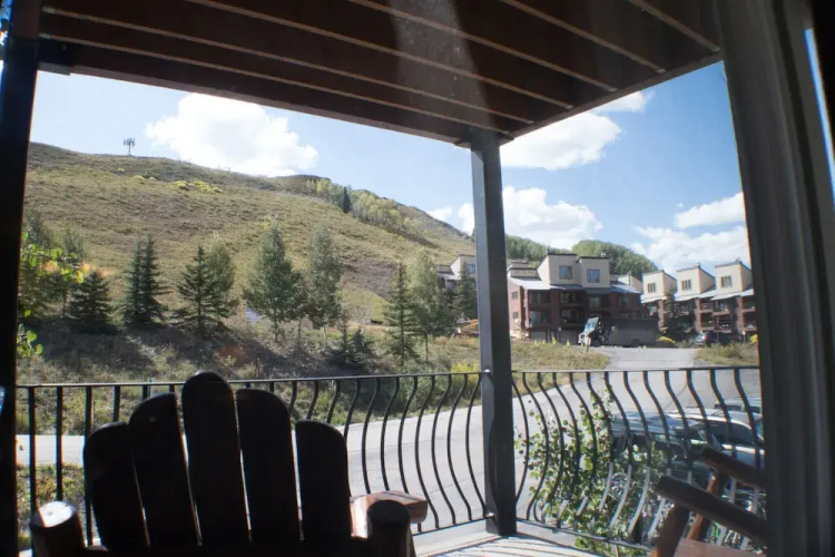 Chateaux Condominiums by Crested Butte Lodging