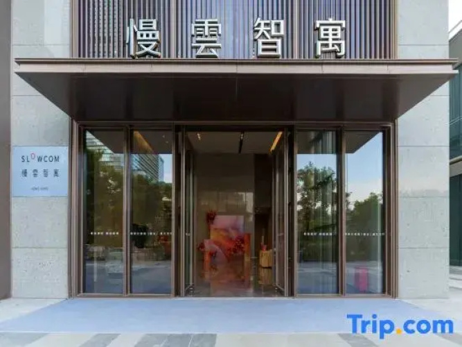 Slowcom Apartment