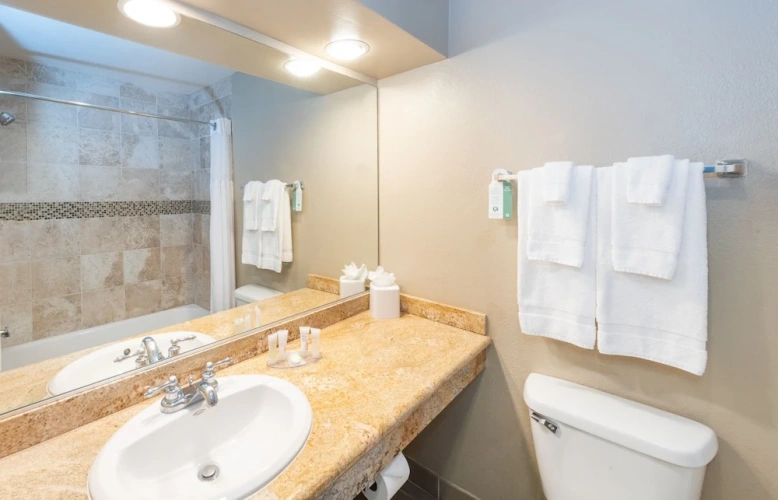 Quadruple Suite
