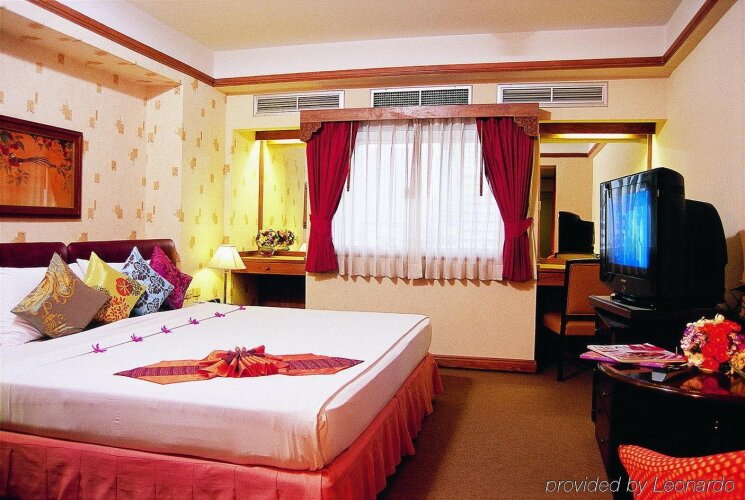 Silom City HotelOver view