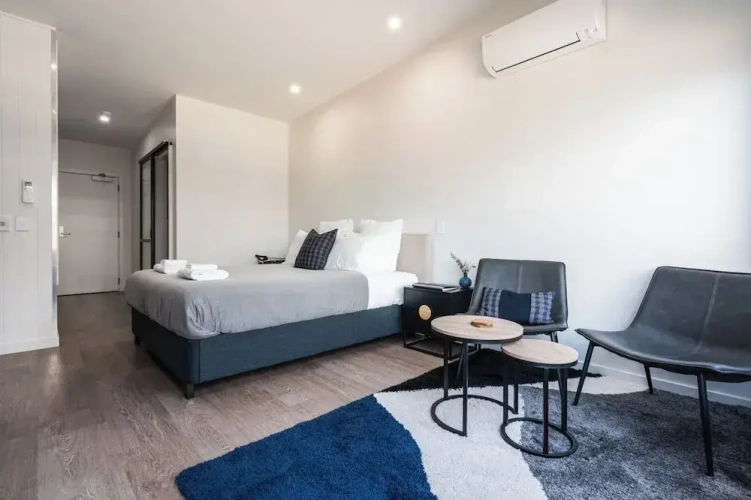 Business Apartment