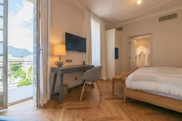 Maison Leopold