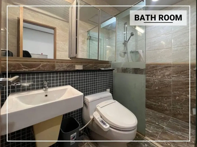 1 Bedroom Apartment with city view