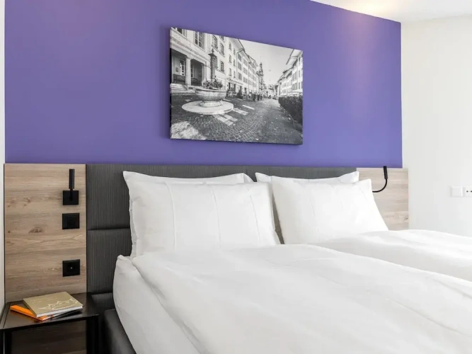 Quadruple Family Suite