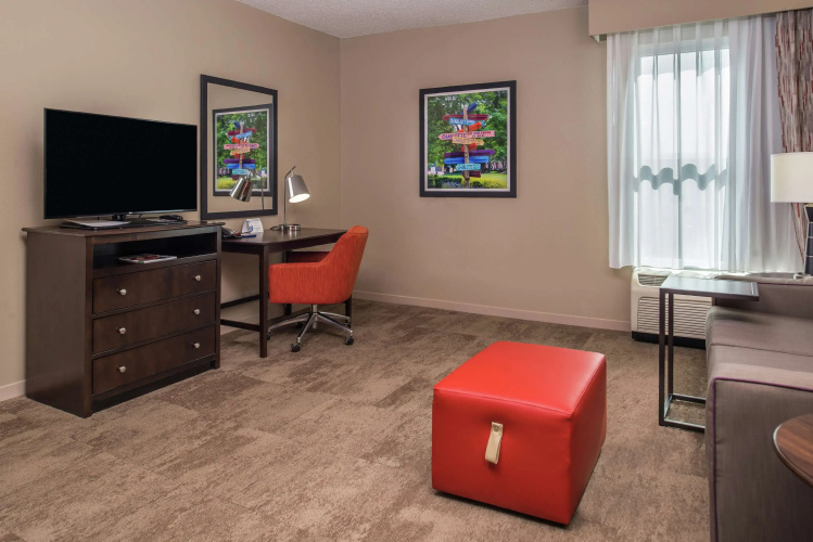 Hampton Inn & Suites Charlotte-Arrowood Rd.