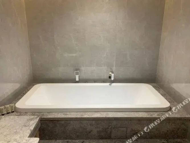 Executive Double Suite