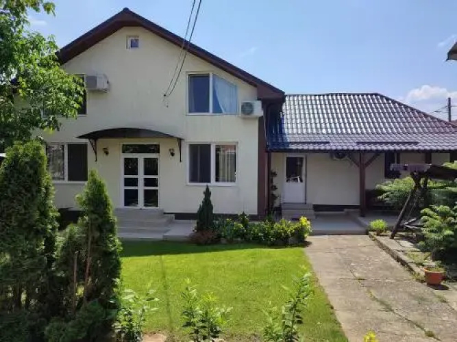 Casa Laur