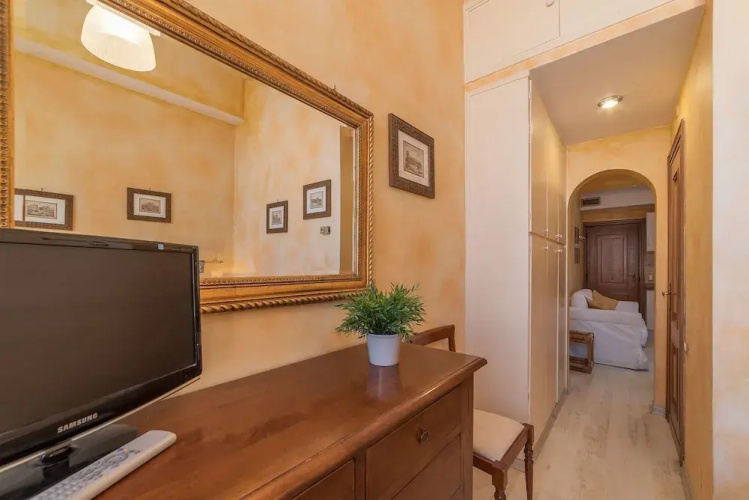 Villa Marignoli Charming Flats